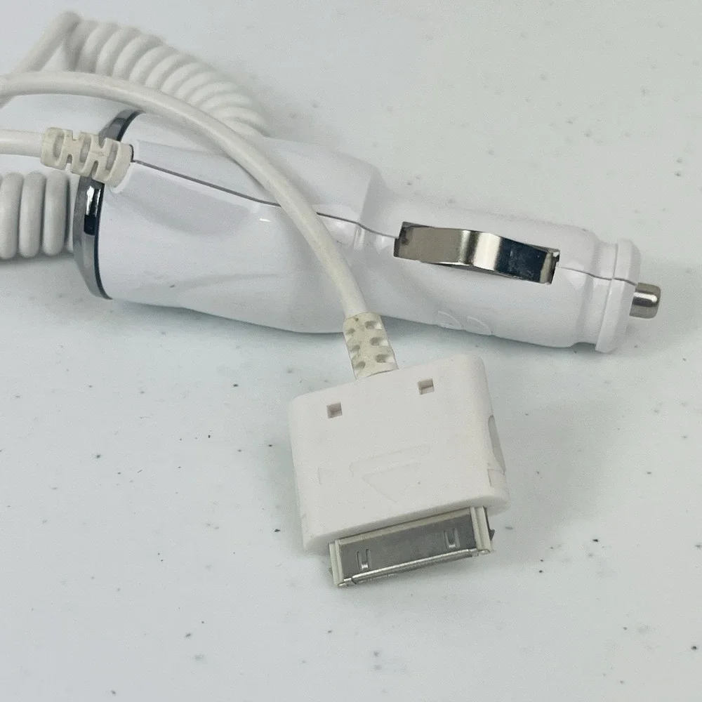 Apple iPhone Car Charger 12V Cable 4 4S 4 3GS iPod Touch iPad 2 3